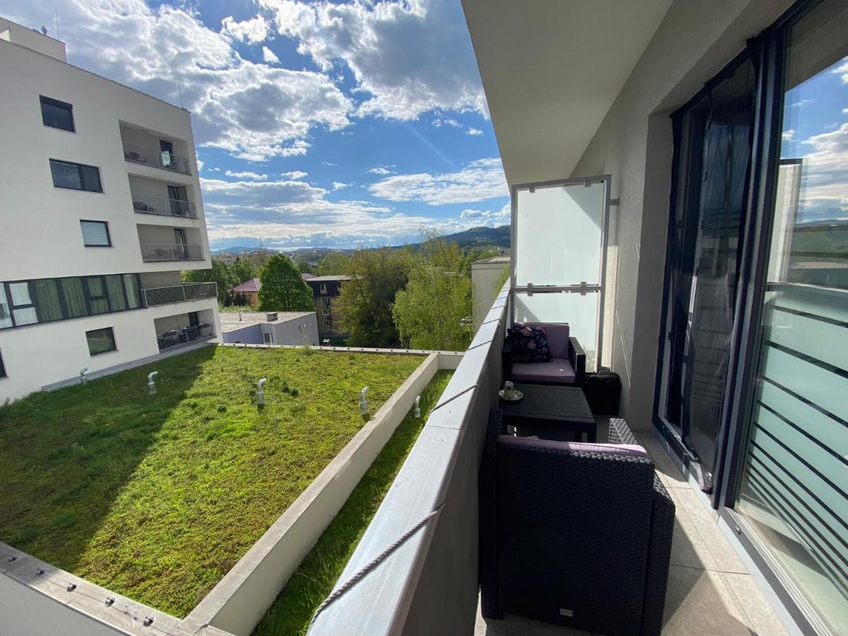 Apartment Mala Praha & Parking In The Garage Zilina Exterior photo